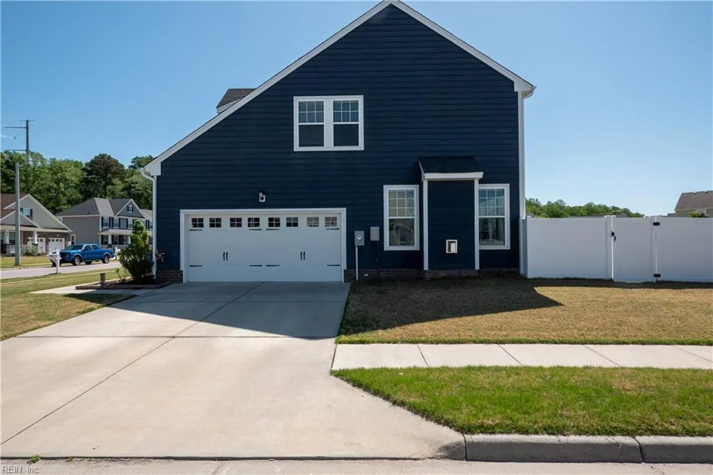 815 Angel Wing DR, CHESAPEAKE VA 23323 - Photo 4