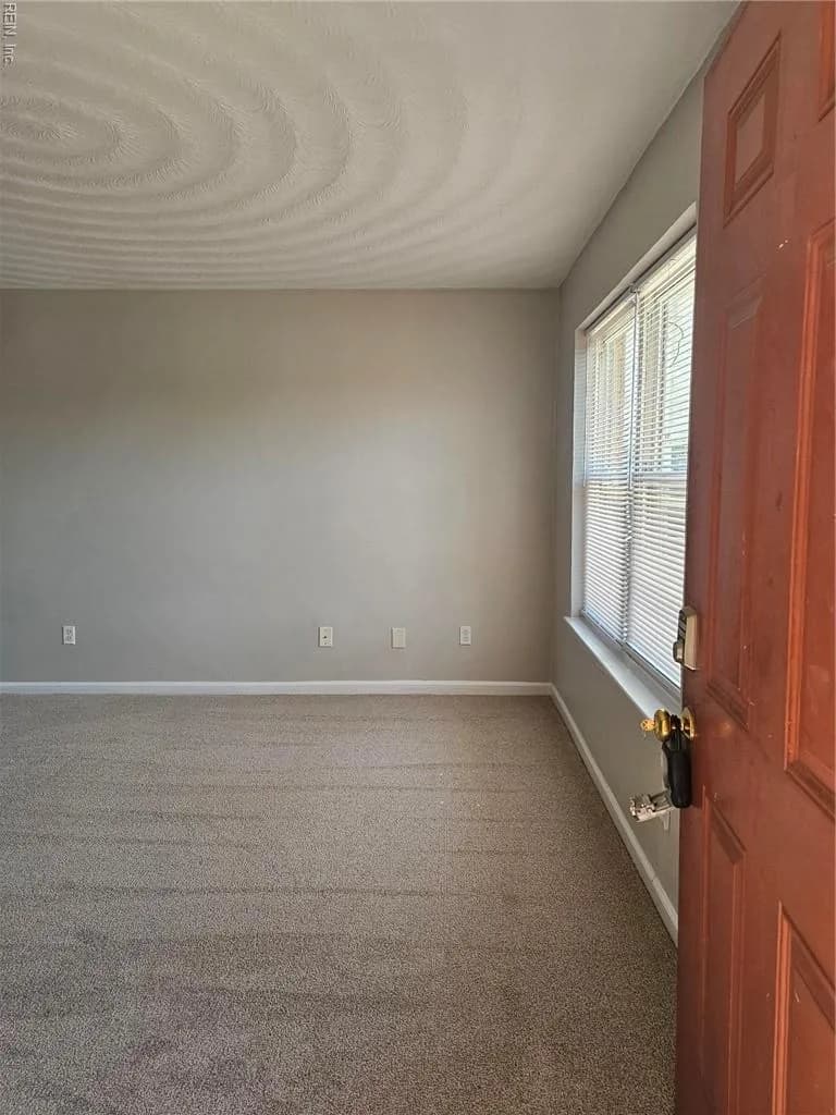 1336 Little Bay AVE #2, NORFOLK VA 23503 - Photo 4