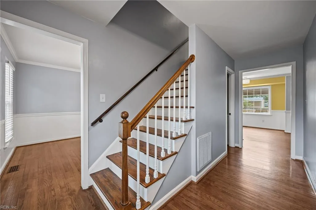 120 Cove RD, NEWPORTNEWS VA 23608 - Photo 3