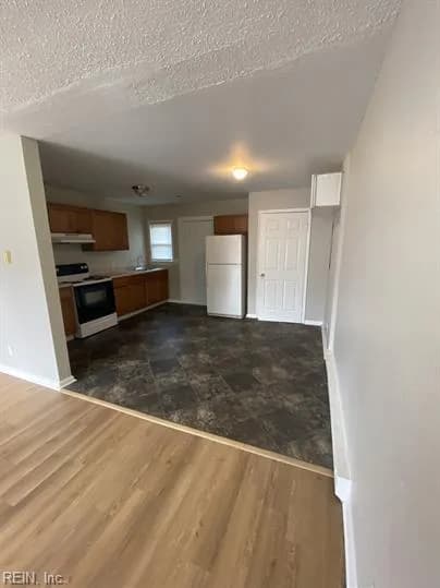 9533 19th Bay ST, NORFOLK VA 23518 - Photo 4