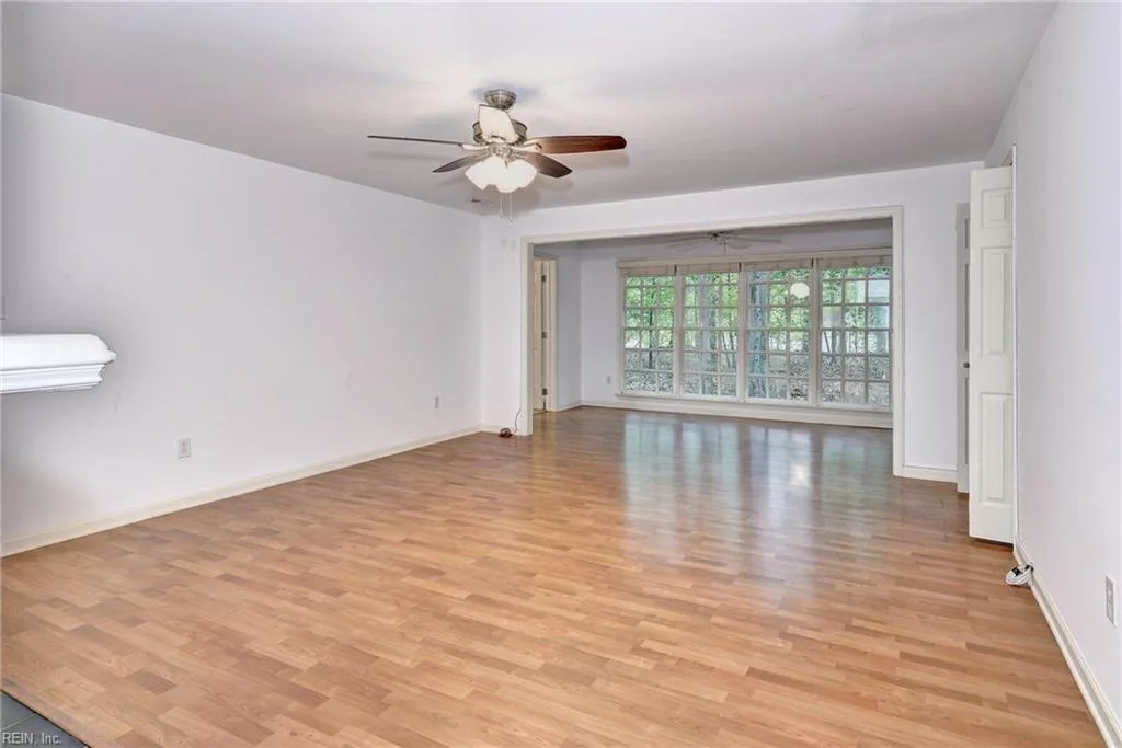 237 Woodmere DR #B, WILLIAMSBURG VA 23185 - Photo 5