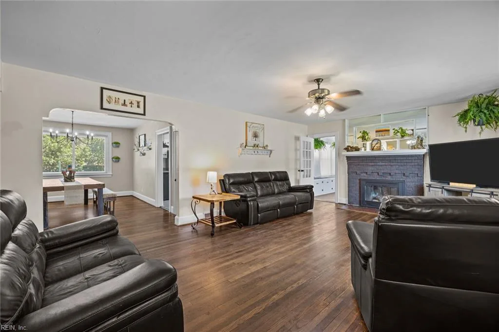 4438 Winchester DR, PORTSMOUTH VA 23707 - Photo 5