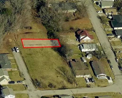 708 Ellington AVE, Hampton — Land and Farms