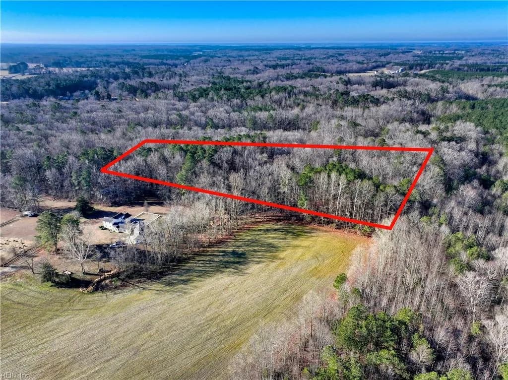 5.1+AC Lees Landing LN, SALUDA VA 23149 - Photo 3