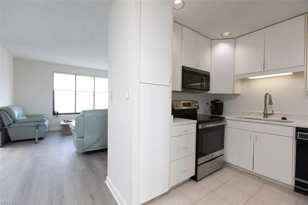 7501 River RD #17C, NEWPORTNEWS VA 23607 - Photo 4