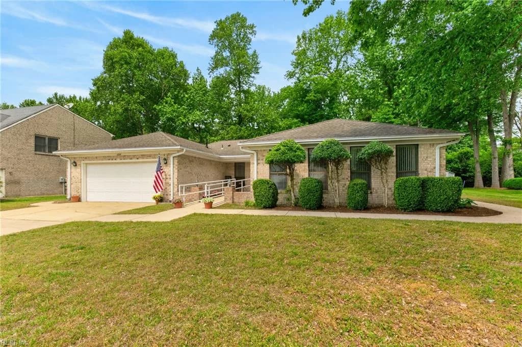 2696 Cantwell RD, VIRGINIABEACH VA 23453 - Photo 3
