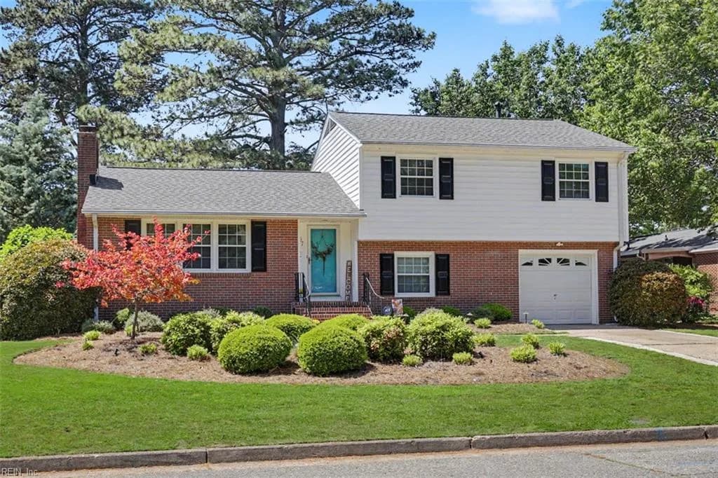 97 Glade RD, NEWPORTNEWS VA 23606 - Photo 2