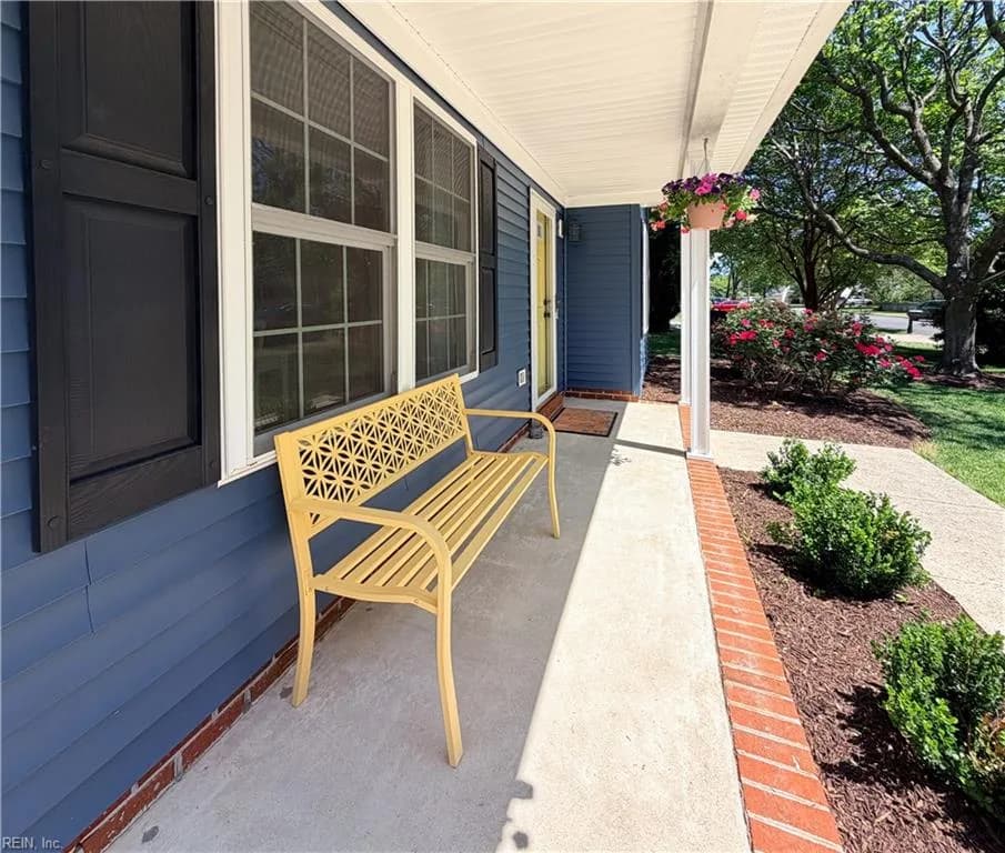 516 Whistle Town RD, CHESAPEAKE VA 23322 - Photo 5