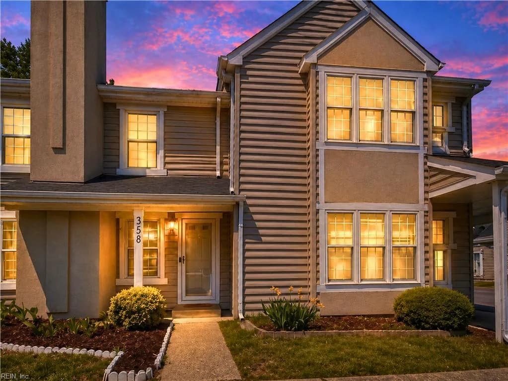 358 Rivers Ridge CIR, NEWPORTNEWS VA 23608 - Photo 2