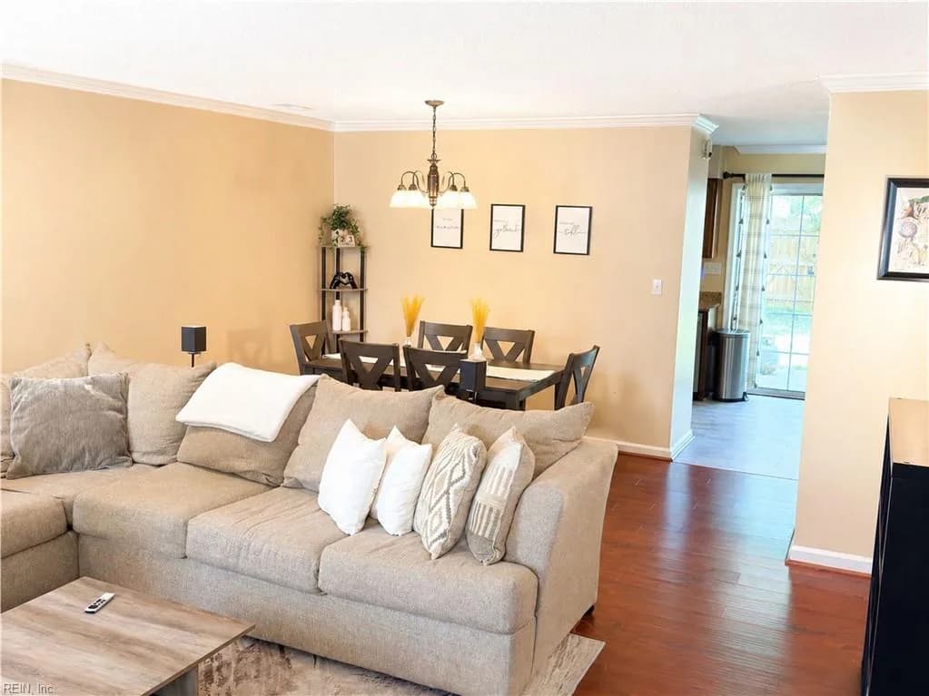 358 Rivers Ridge CIR, NEWPORTNEWS VA 23608 - Photo 4
