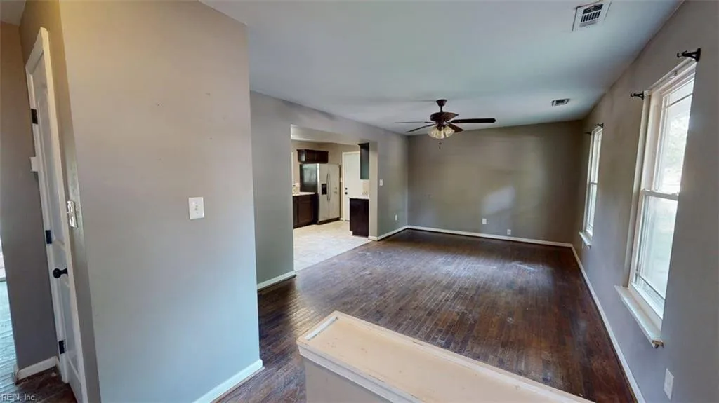 128 Edsyl ST, NEWPORTNEWS VA 23602 - Photo 5