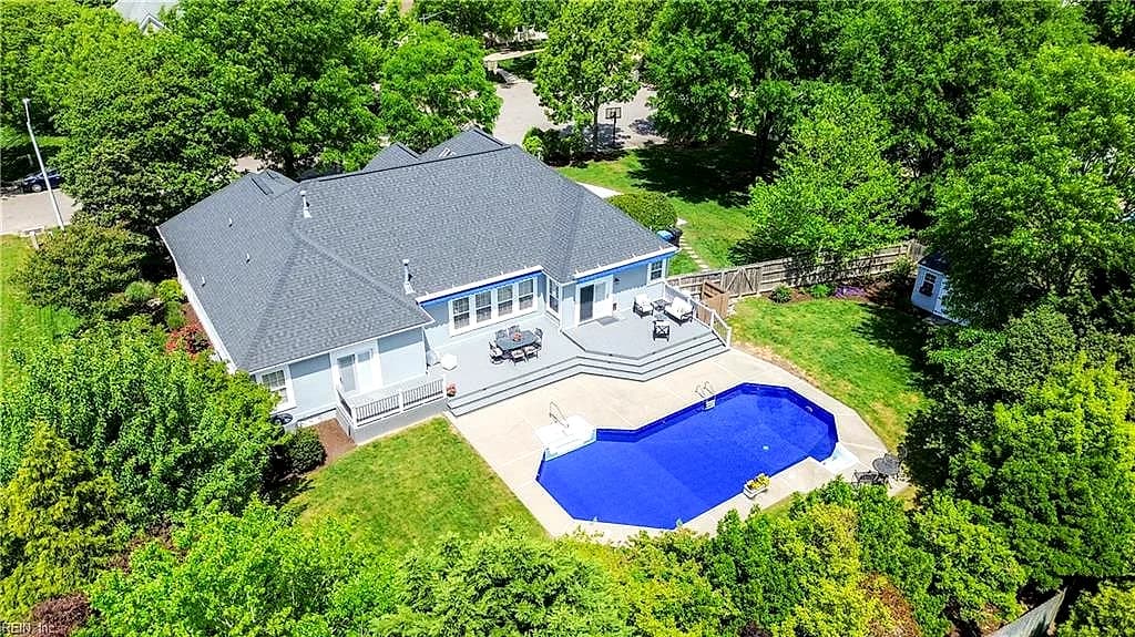 2504 Dehart CT, VIRGINIA BEACH VA 23456 - Main photo