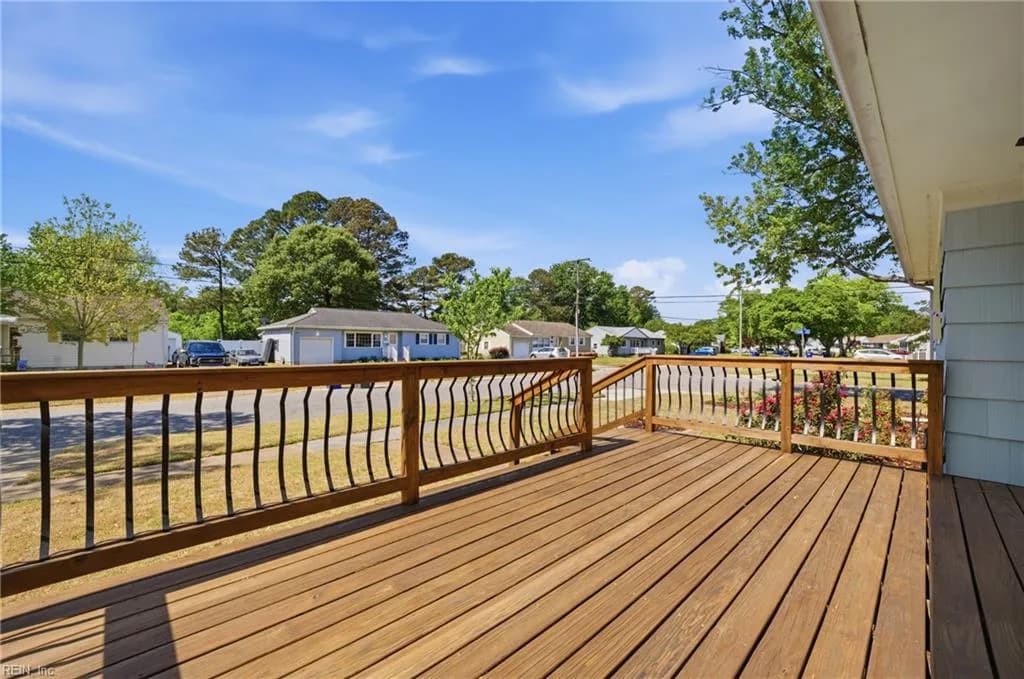 1802 Sunset DR, NORFOLK VA 23503 - Photo 3