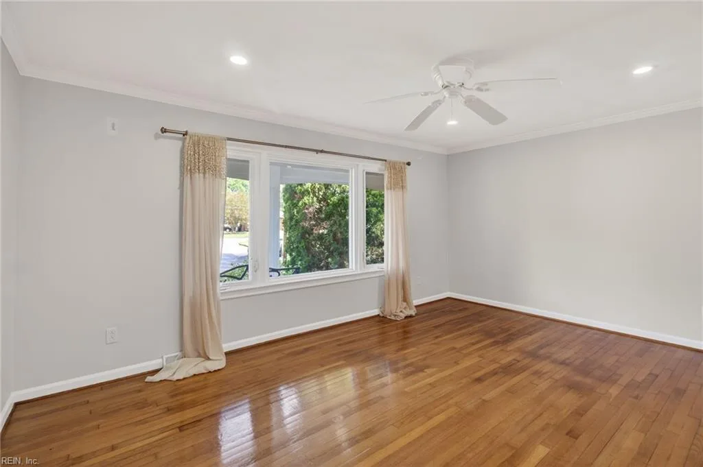 505 Woodbridge CT, CHESAPEAKE VA 23322 - Photo 5