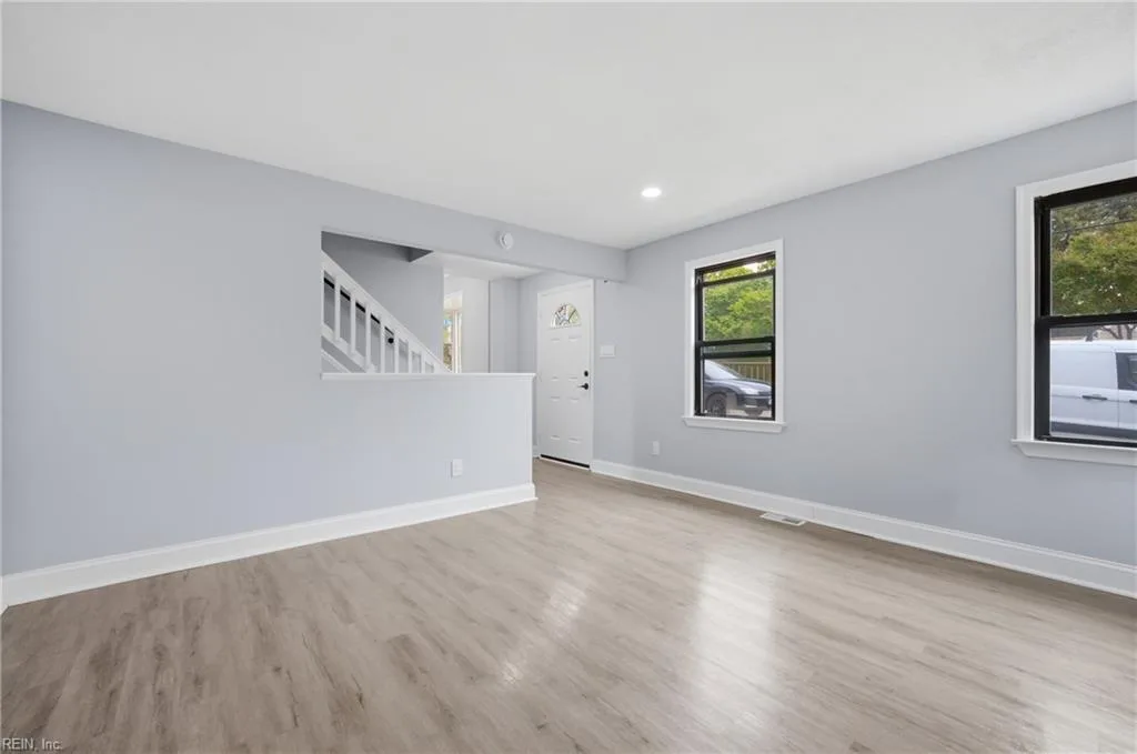 15 Langston BLVD, HAMPTON VA 23666 - Photo 5