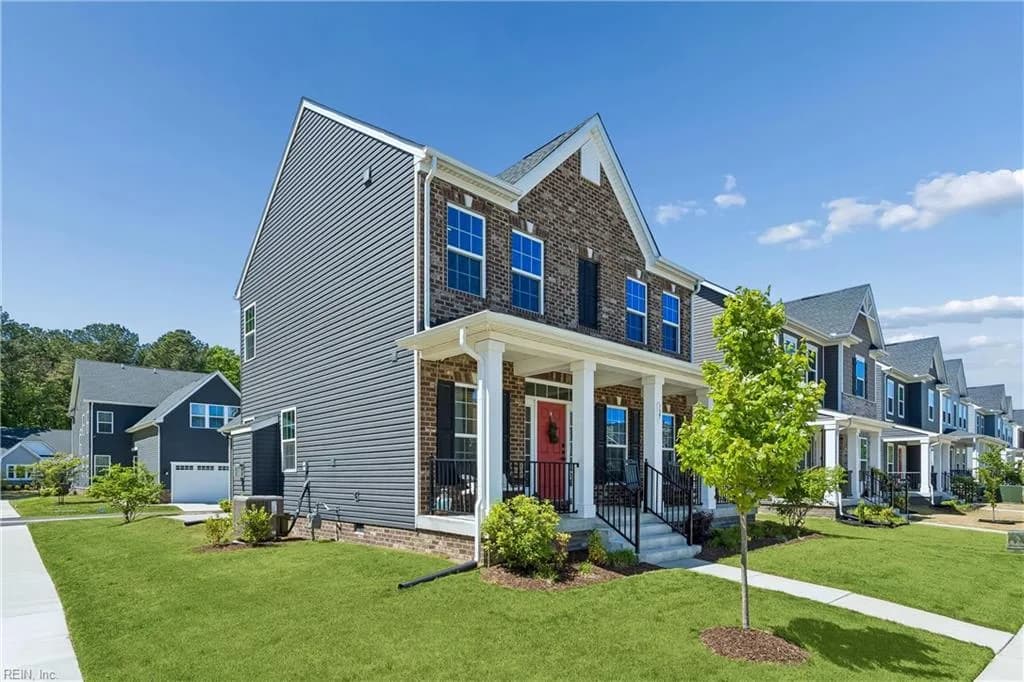 127 Legacy BLVD, POQUOSON VA 23662 - Photo 4