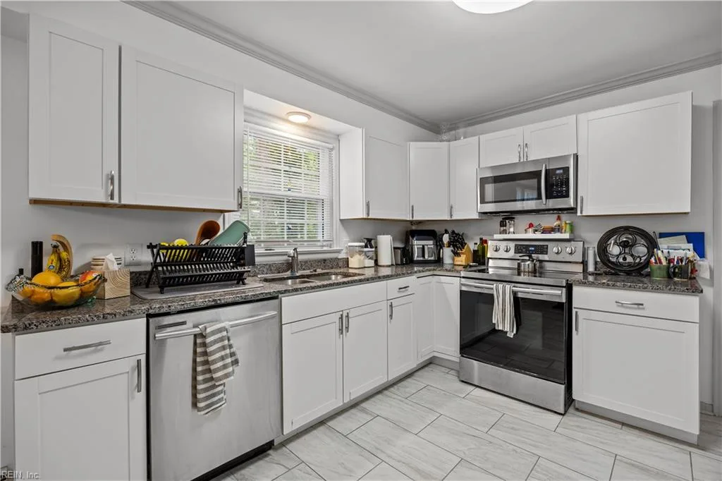 101 Richards RD, WILLIAMSBURG VA 23188 - Photo 4