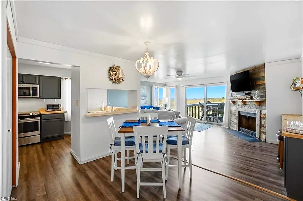 1912 E Ocean View AVE #A, NORFOLK VA 23503 - Photo 3