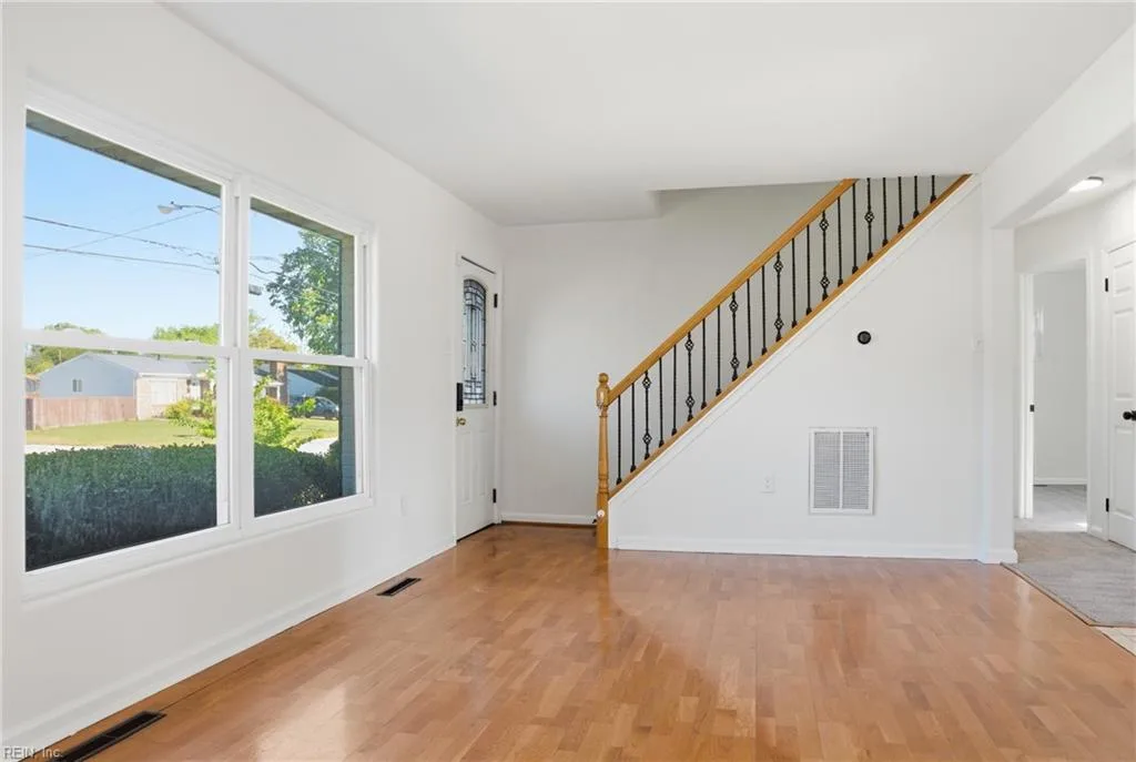 624 Cunningham RD, VIRGINIABEACH VA 23462 - Photo 5