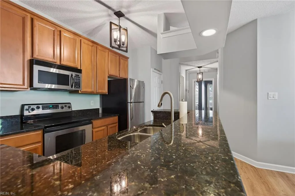 3204 Jade CT #104, VIRGINIABEACH VA 23451 - Photo 2