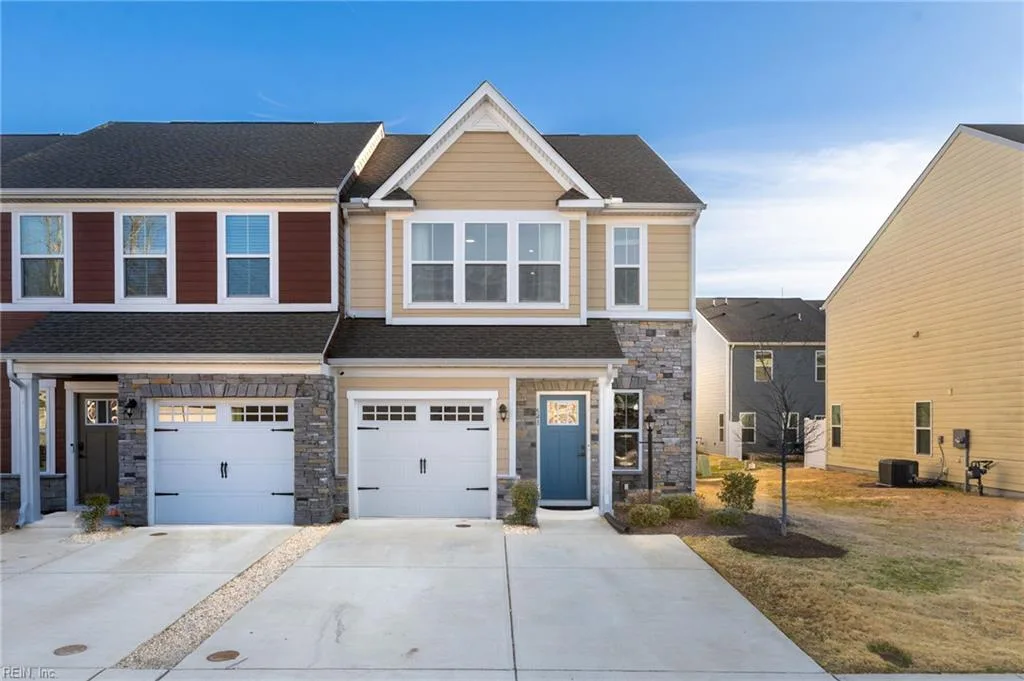 541 Bright Red RN, CHESAPEAKE VA 23323 - Photo 3