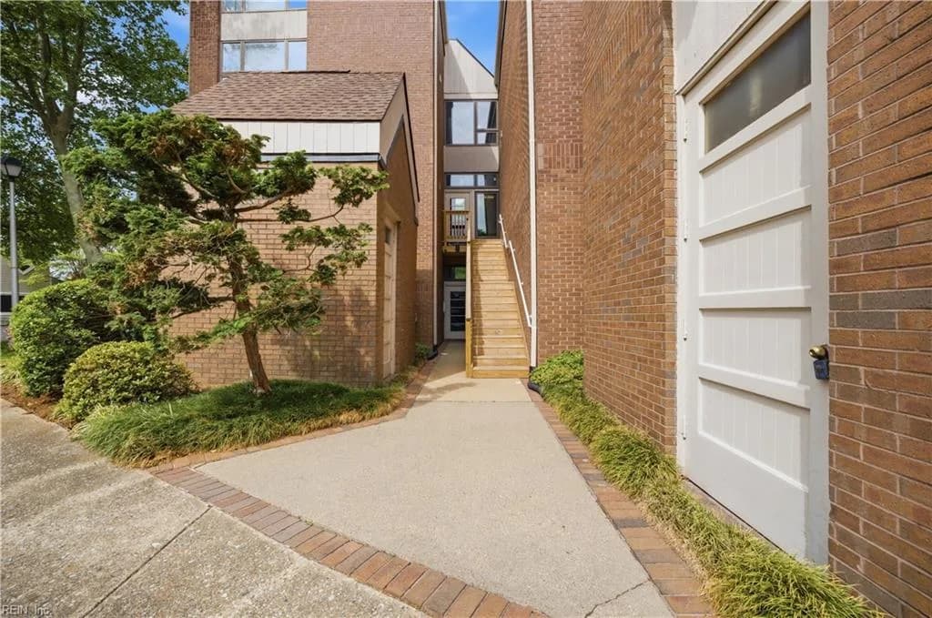 696 Mowbray ARCH #560, NORFOLK VA 23507 - Photo 5