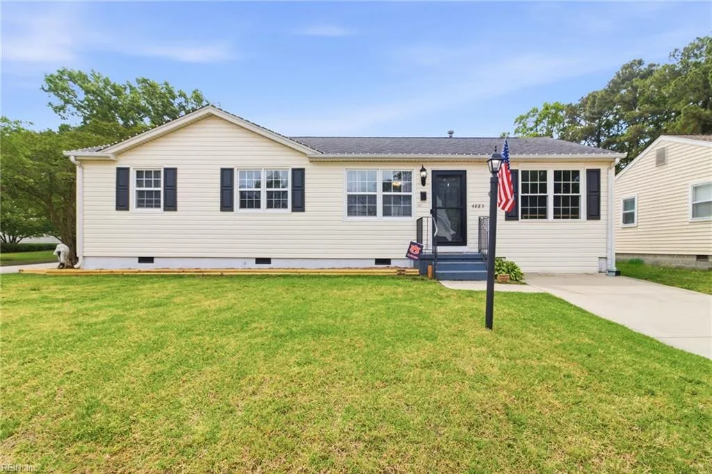4885 Beamon RD, Norfolk — 4 bed Residential, 1,177 sqft