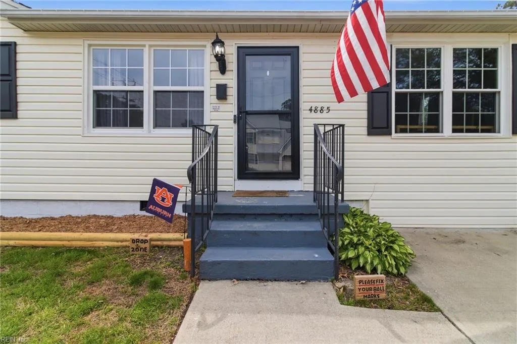 4885 Beamon RD, NORFOLK VA 23513 - Photo 5