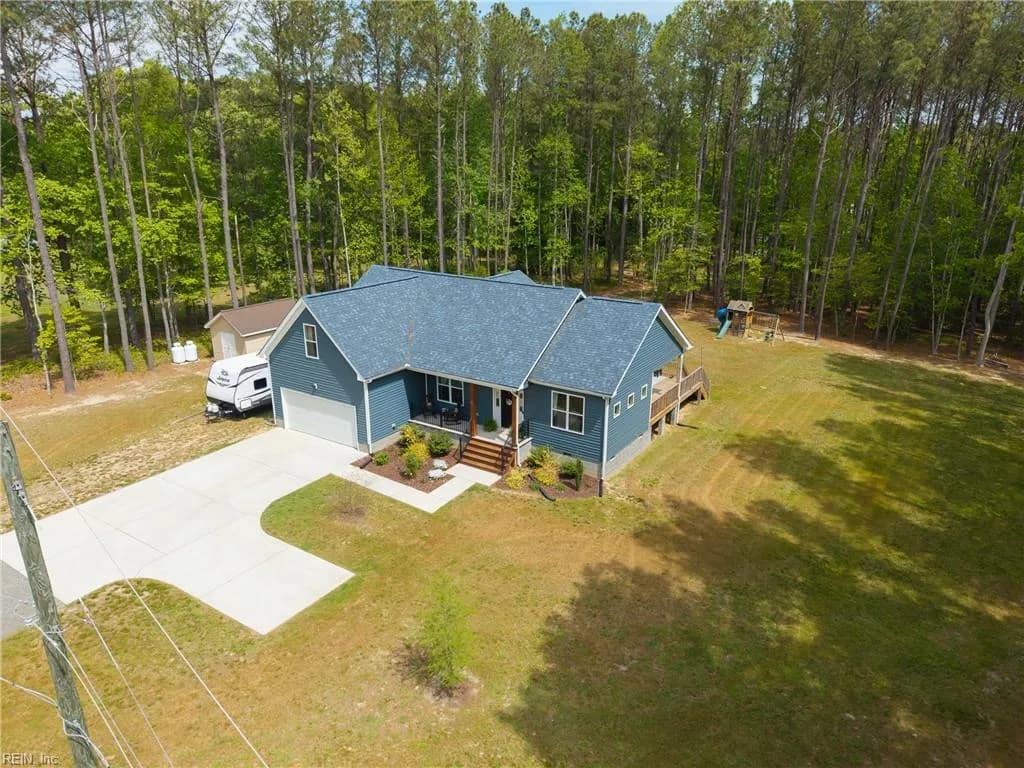 11511 Deep Point LN, GLOUCESTER VA 23061 - Main photo