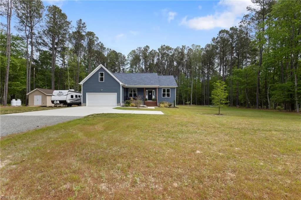 11511 Deep Point LN, GLOUCESTER VA 23061 - Photo 3