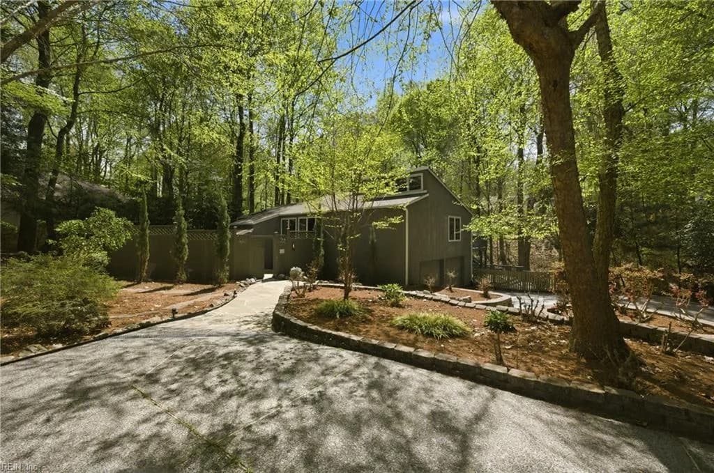 109 Holdsworth RD, WILLIAMSBURG VA 23185 - Photo 3