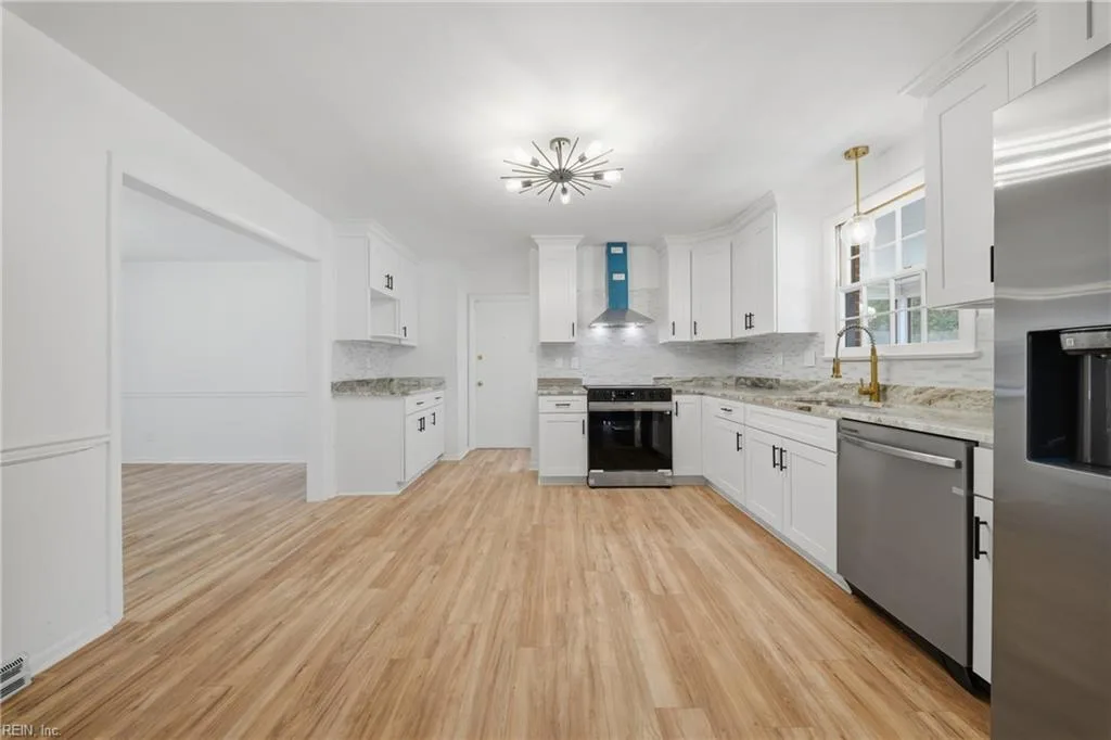 6809 Fordwick DR, NORFOLK VA 23518 - Photo 4