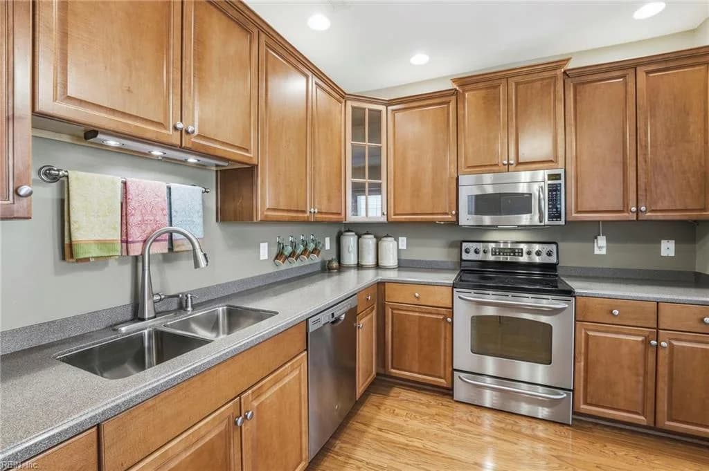 531 Shoreline RD, CARROLLTON VA 23314 - Photo 3