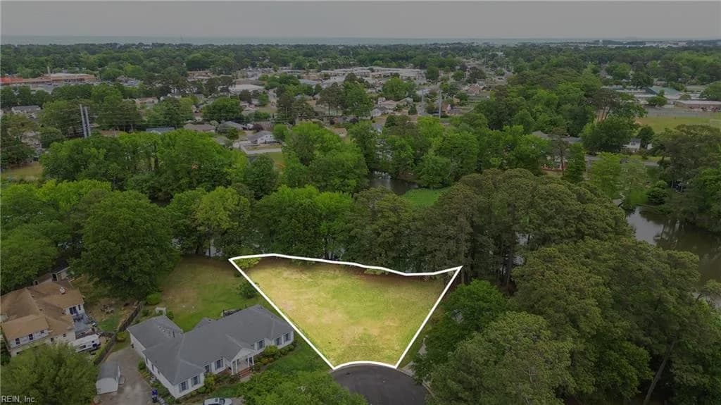 2035 Foxs Lair TRL, NORFOLK VA 23518 - Photo 3