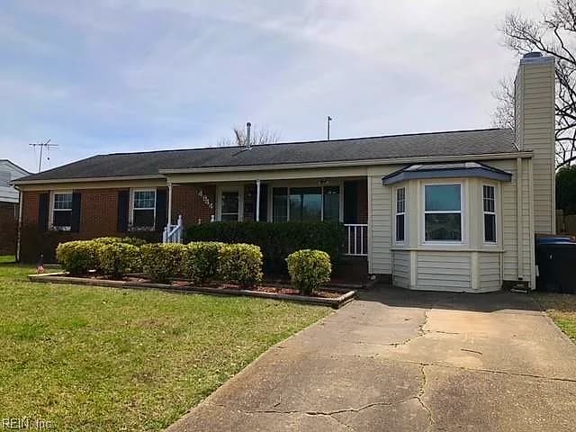 4944 Narragansett DR, VIRGINIA BEACH VA 23462 - Main photo