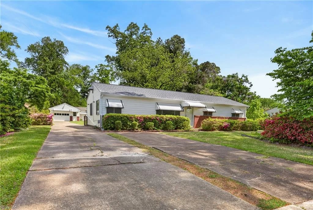 2800 Country Club DR, SUFFOLK VA 23435