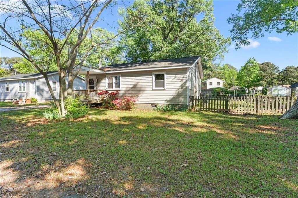 92 Cherry DR, HUDGINS VA 23076 - Photo 3
