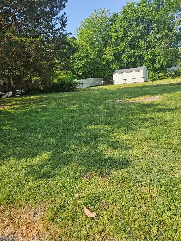 4889 Norvella AVE, NORFOLK VA 23513 - Photo 5