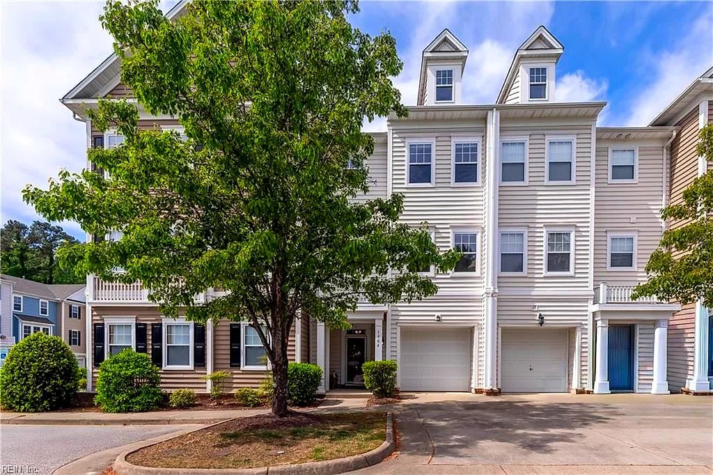 1904 Prosperity CT, Williamsburg — 3 bed Residential, 2,574 sqft