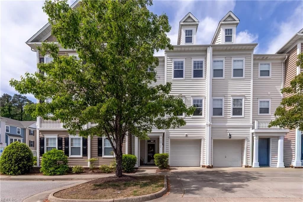 1904 Prosperity CT, WILLIAMSBURG VA 23188 - Photo 2