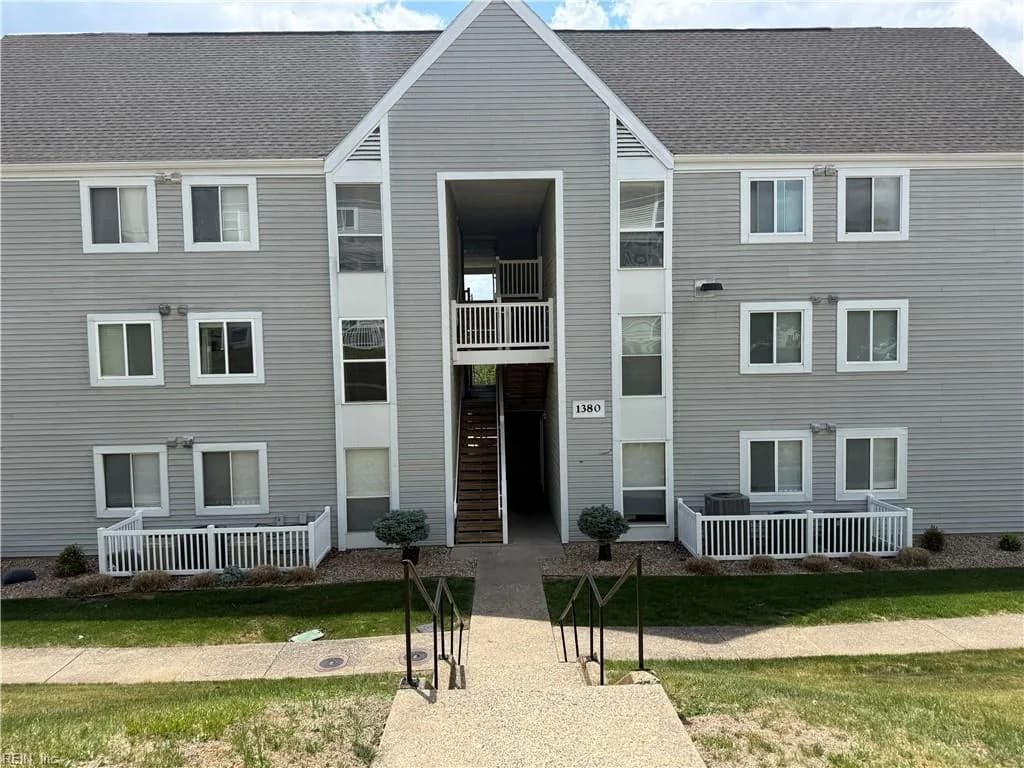 1380 Hunters RD #G, HARRISONBURG VA 22801 - Main photo