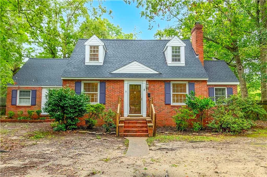5 White Oak DR, NEWPORT NEWS VA 23601 - Main photo