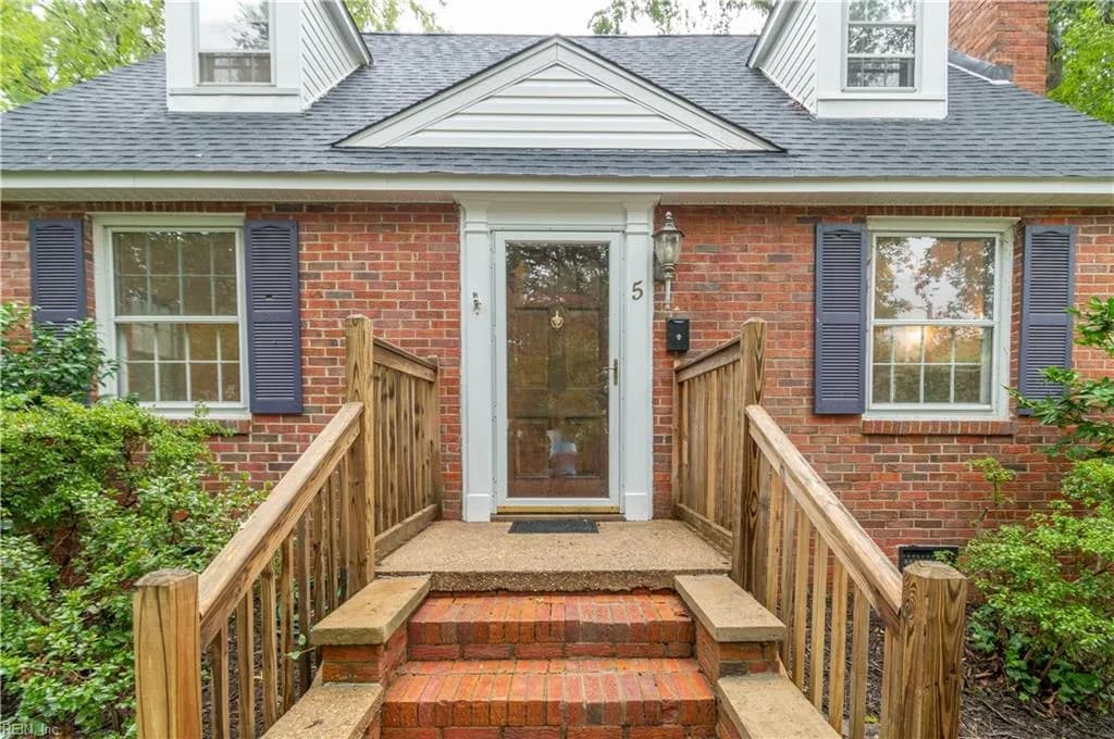 5 White Oak DR, NEWPORTNEWS VA 23601 - Photo 3
