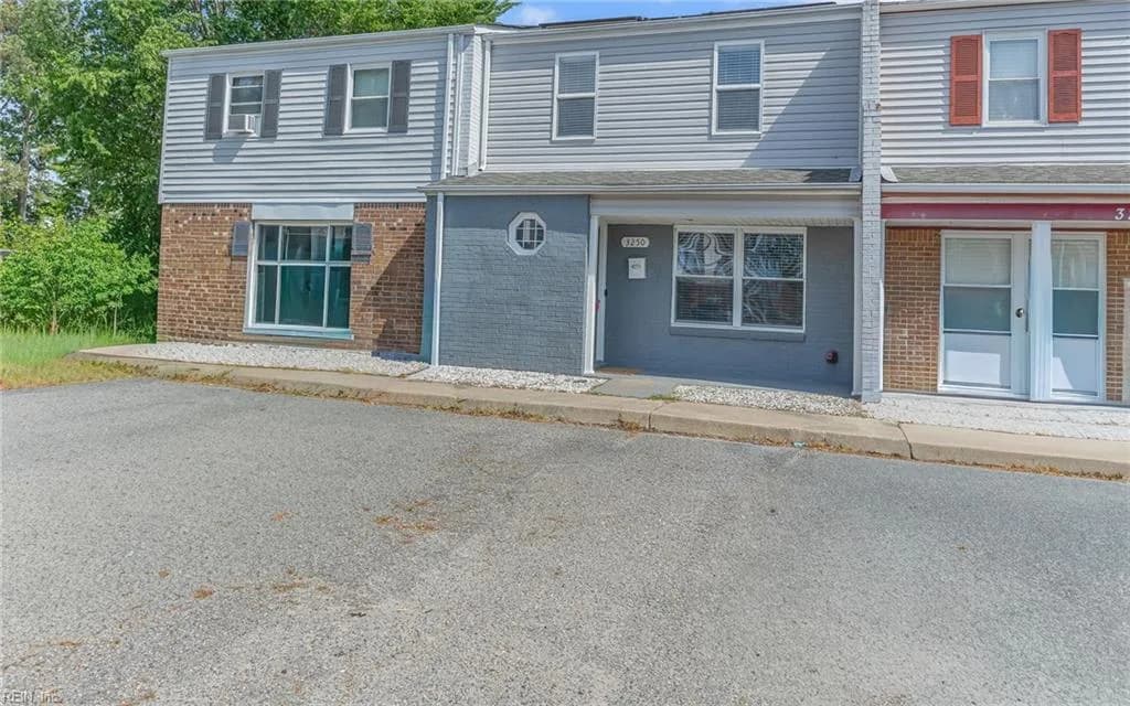 3250 Saxon PL, VIRGINIABEACH VA 23453 - Photo 3