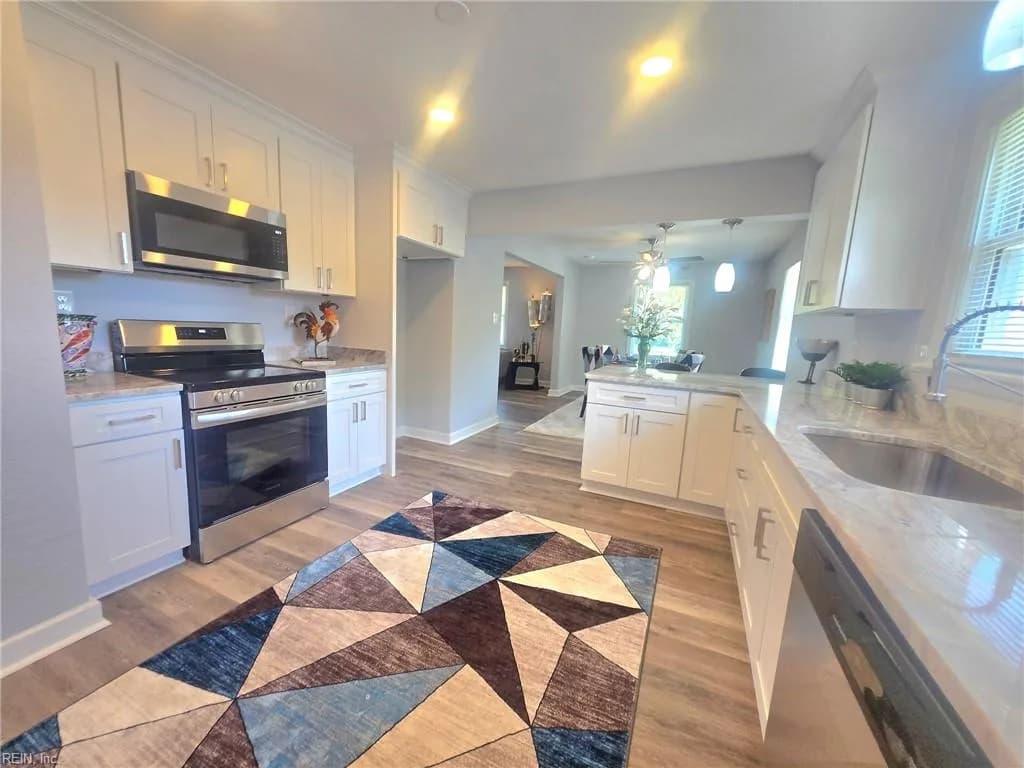 2833 Hollister AVE, NORFOLK VA 23504 - Photo 3