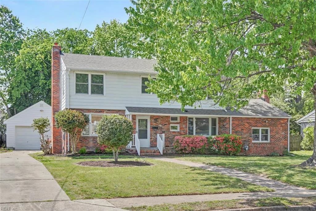 213 Brooke DR, HAMPTON VA 23663 - Main photo