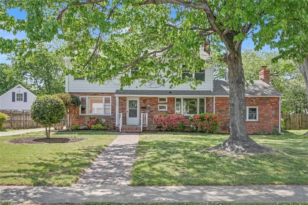 213 Brooke DR, HAMPTON VA 23663 - Photo 3