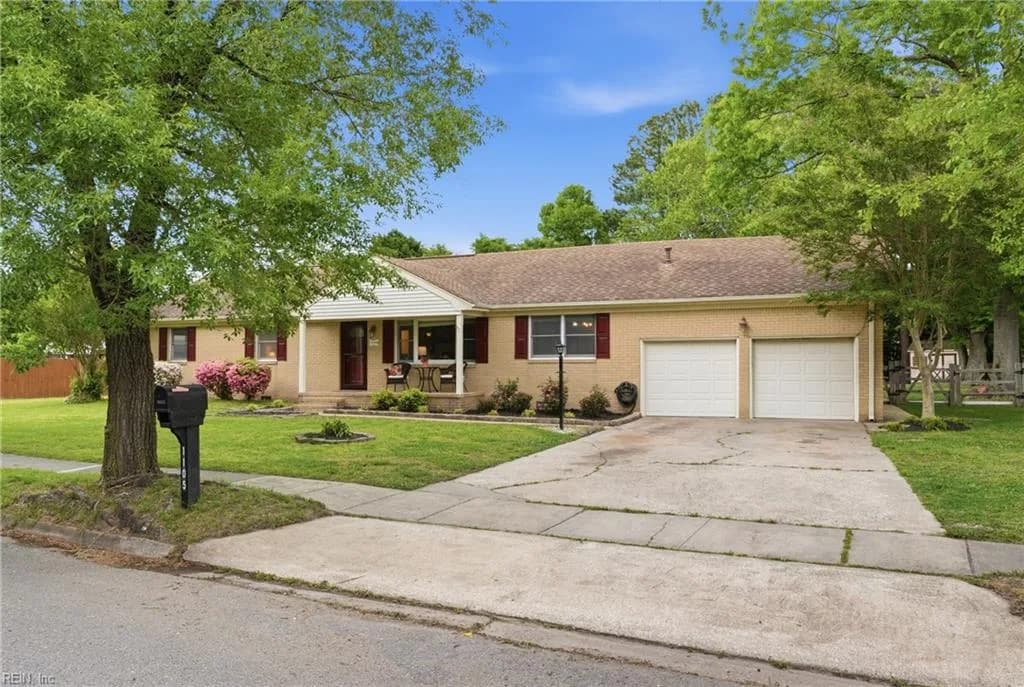 1105 Cogliandro DR, CHESAPEAKE VA 23320 - Photo 3