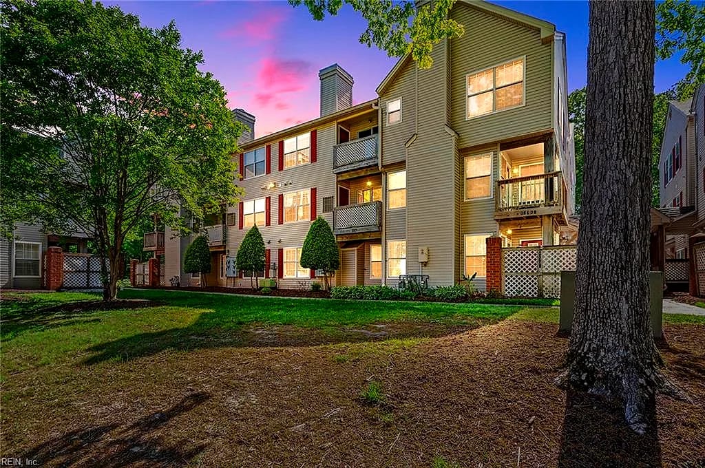 12742 Daybreak CIR, Newport News — 2 bed Residential, 1,150 sqft