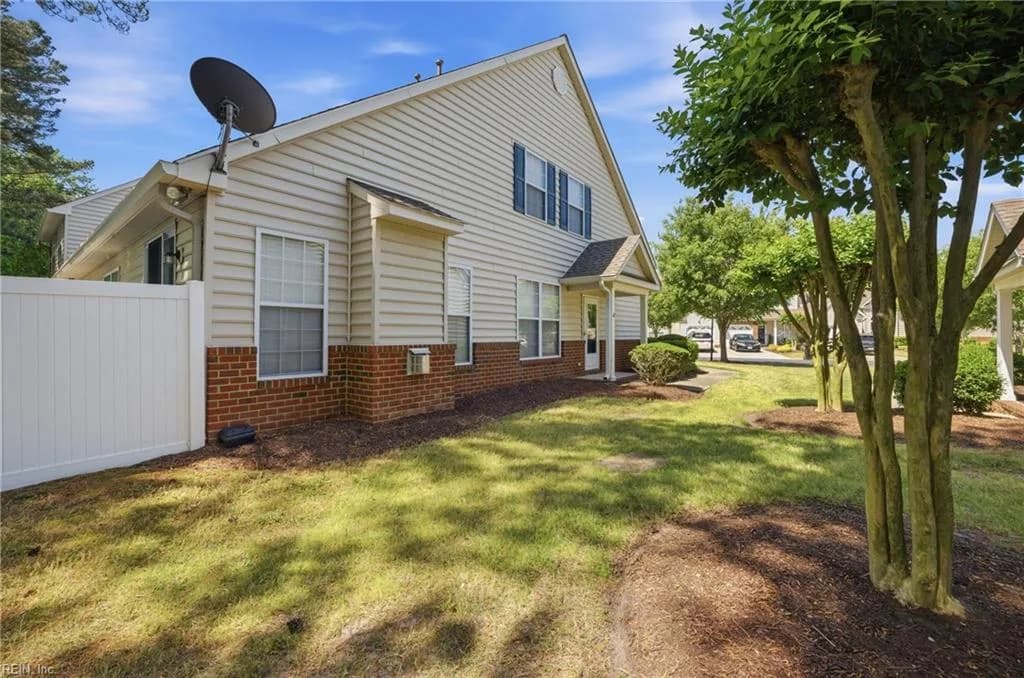 906 Hunley DR, VIRGINIABEACH VA 23462 - Photo 3
